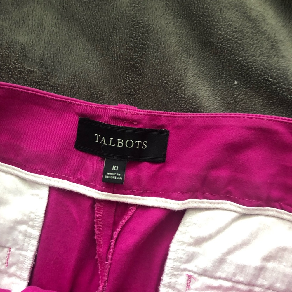 TALBOTS Women shorts